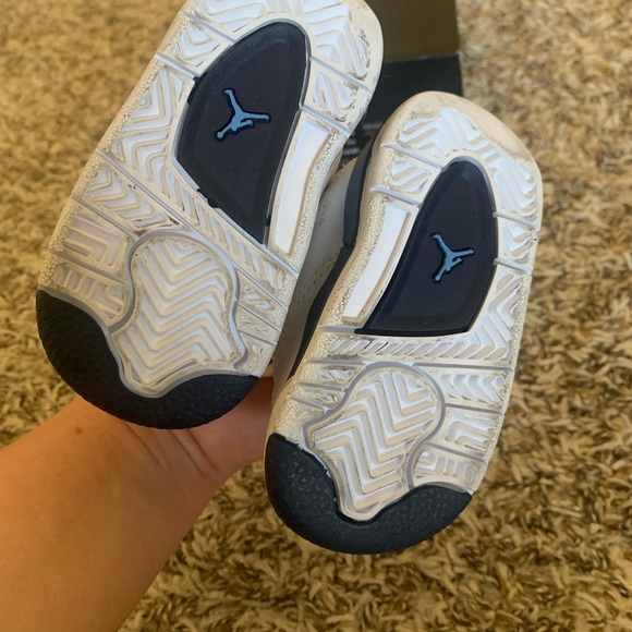 JORDAN 4 RETRO | Size 3C - Picture 5 of 5